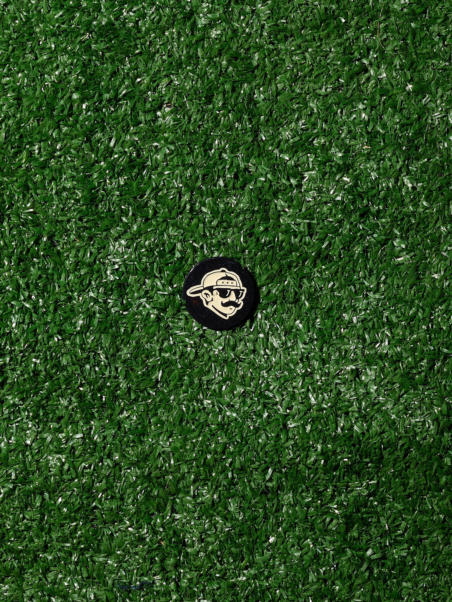 The HiJo Gurl Ball Marker