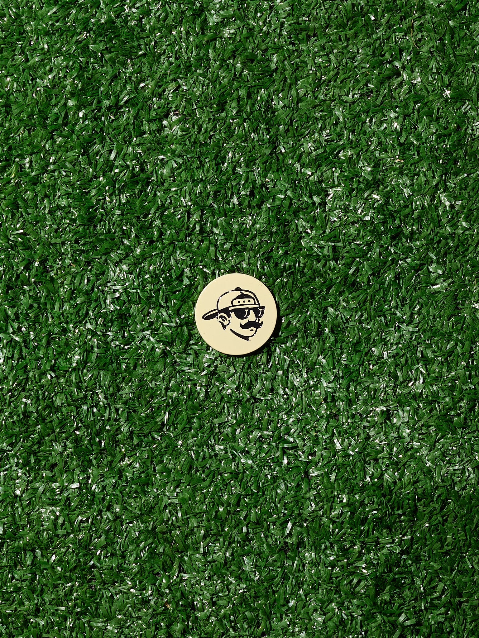 The HiJo Gurl Ball Marker